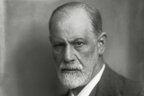 Sigmund Freud, uno de los personajes más influyentes del último siglo. Cuestionado o amado, un hombre sin puntos intermedios. / Archivo