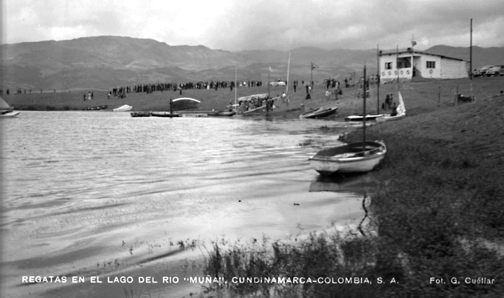 Regatas en el lago del Rio Muña, Cundinamarca (1945) –