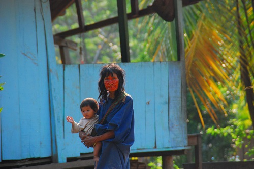 Las poblaciones indígenas son las más vulnerables debido debido a los altos índices de anemia y desnutrición. Foto: Ministerio de Cultura.