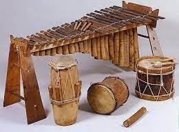 Instrumentos tradicionales del Pacífico. 