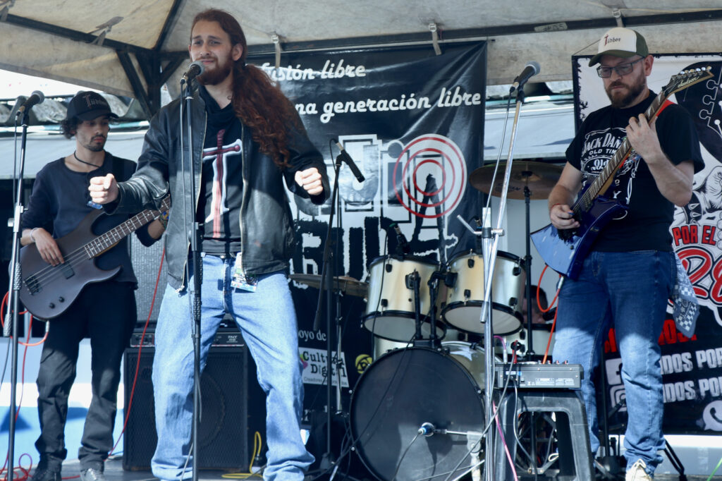 Tüdhor, banda de heavy metal