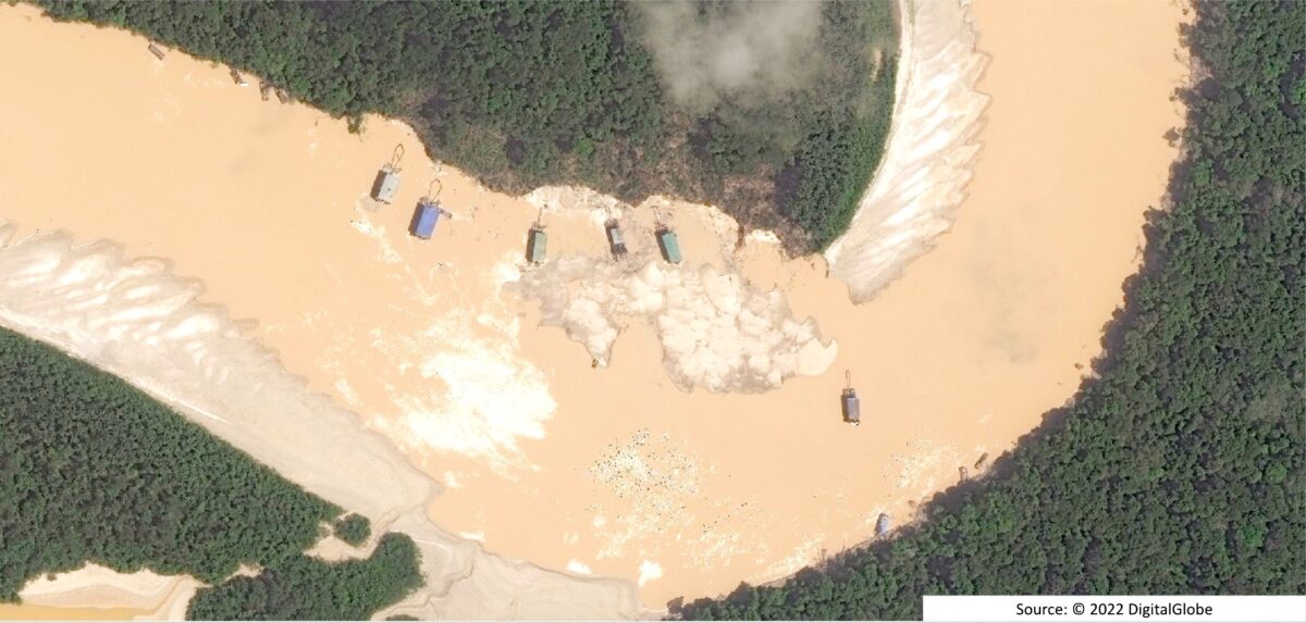 “Un pueblo flotando”: la minería ilegal crece en el río Puré y afecta a los pueblos aislados