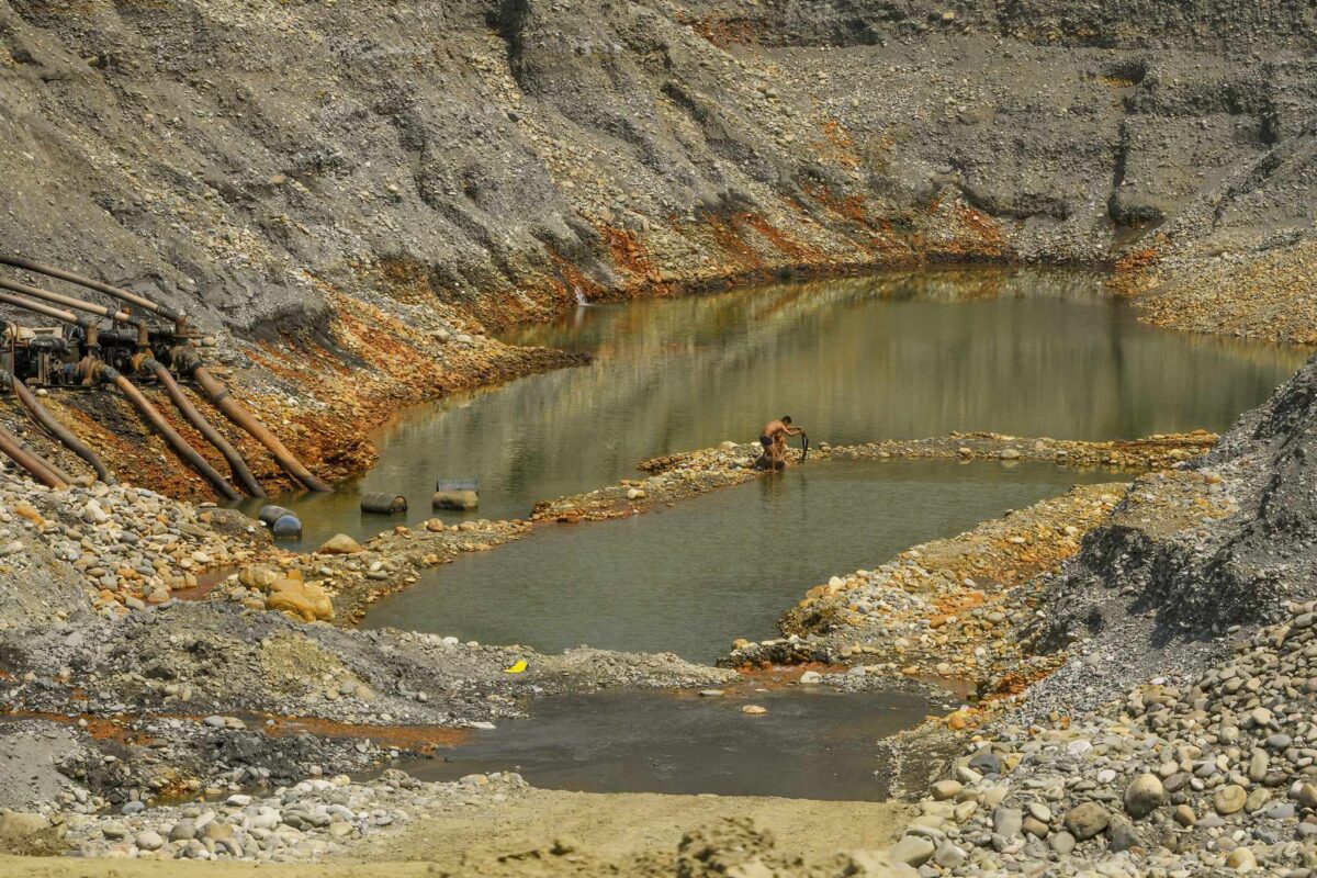 Cooperativas auríferas y gobierno entran en conflicto por acceso de minería a las áreas protegidas en Bolivia