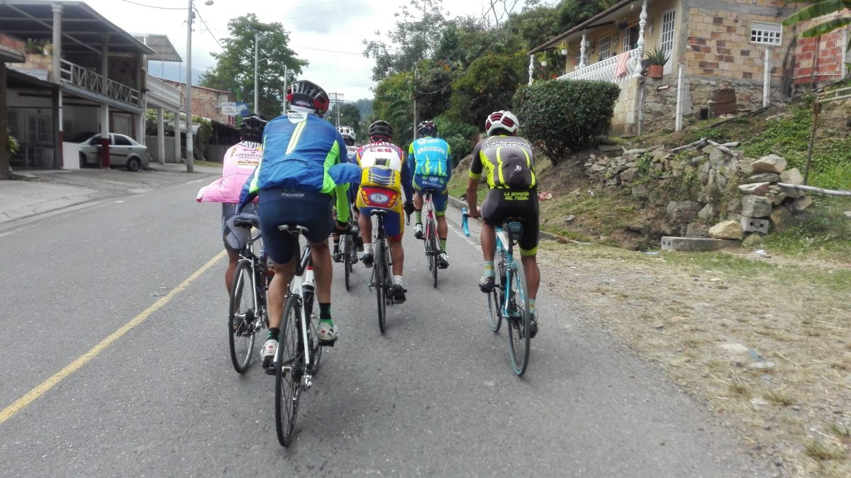 Vuelta al Tequendama, gran ruta para ciclistas aficionados