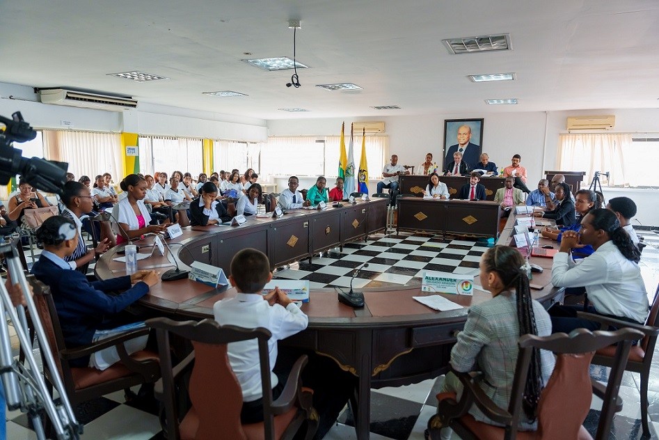 Buenaventura: ganadores, jurados y participantes del primer Modelo de Naciones Unidas, con apoyo técnico de @URosario
