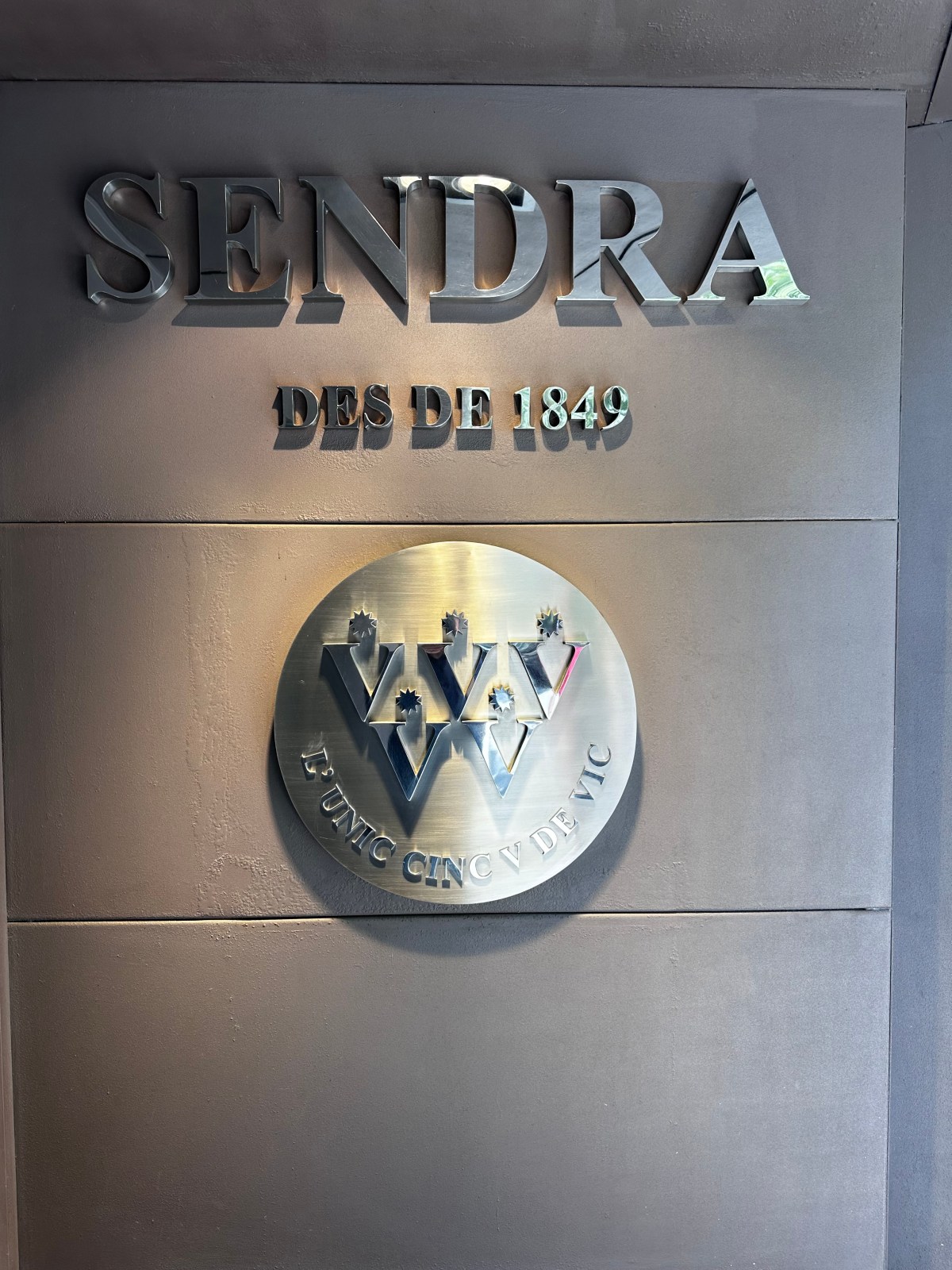 La JOYA del SENDRA…