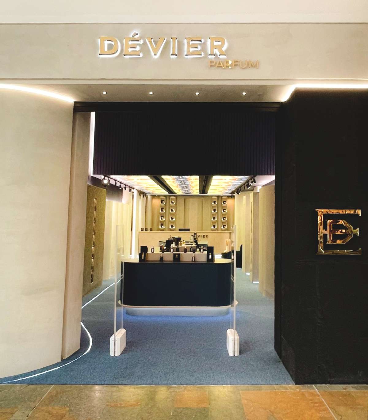 Devier, abre su boutique en Medellín