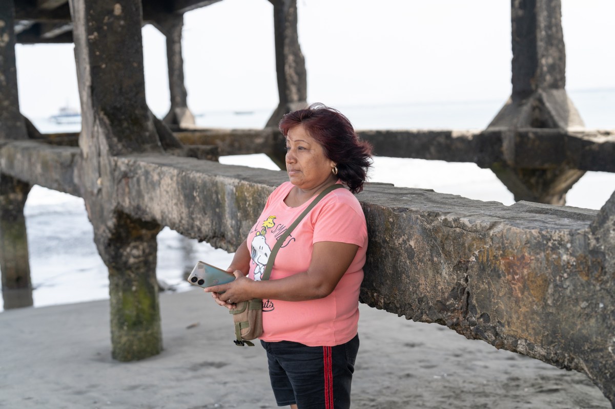 Las secuelas del derrame de Repsol: “No nos alcanza. Las chalanas están deterioradas y no salen desde hace dos años”