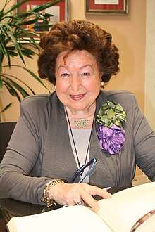 Antonia Heredia, Maestra de la Archivística