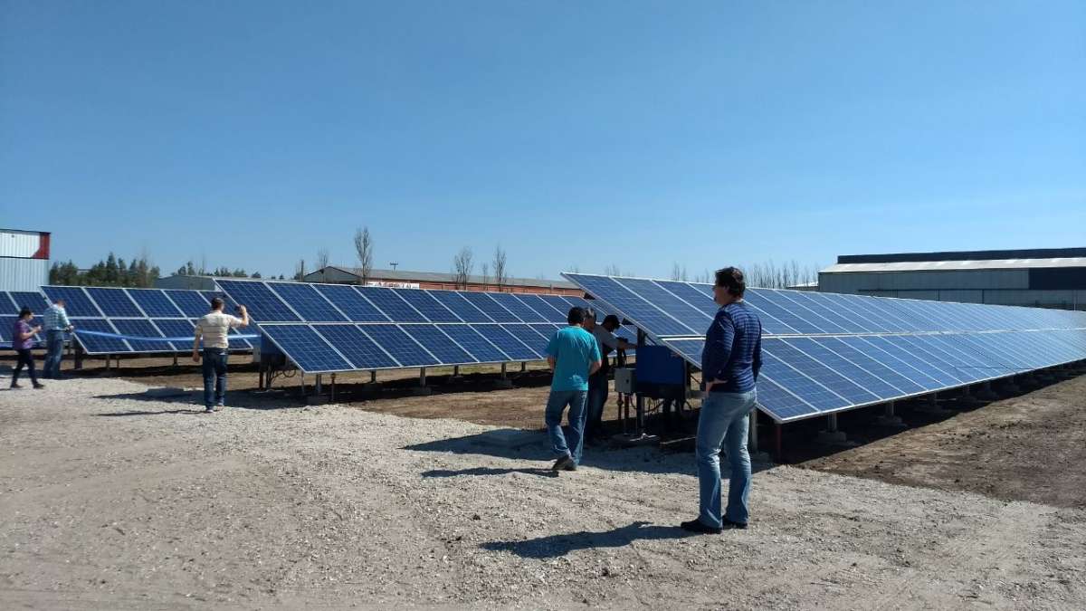 Día de la Tierra 2025: tres historias de energía justa y renovable que iluminan localidades de América Latina
