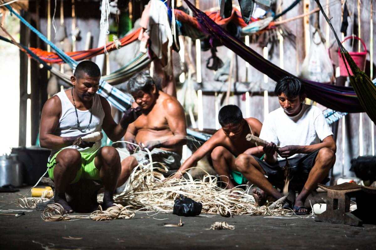 Colombia: el desafío de alcanzar la autonomía indígena pese a la violencia y las deudas del Congreso