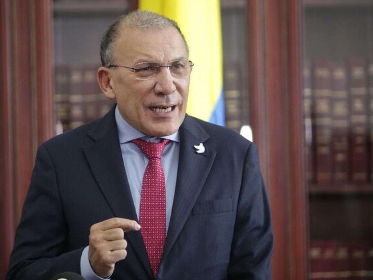 Roy Barreras se mete en la pelea entre los cinco favoritos