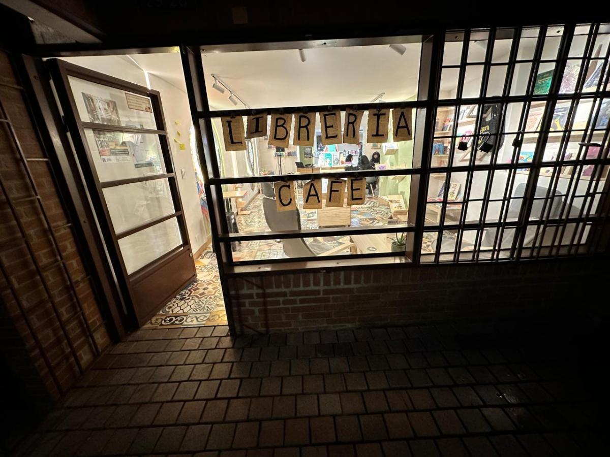 AL MARGEN… LA librería a descubrir…