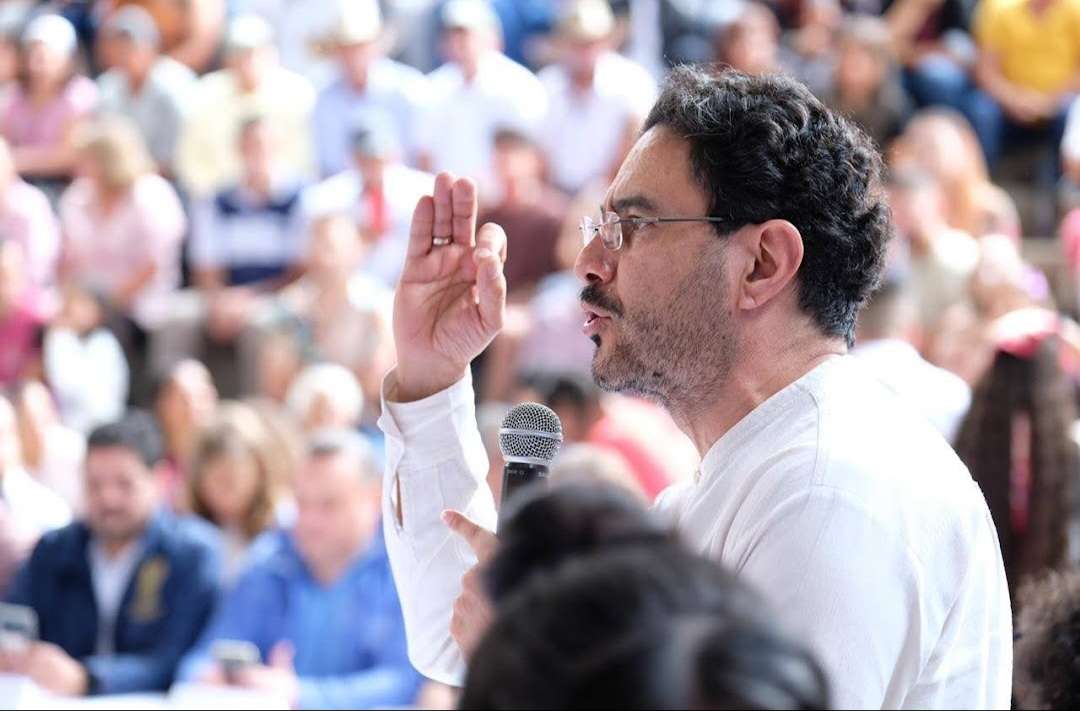 Los cinco errores de la campaña de Iván Cepeda