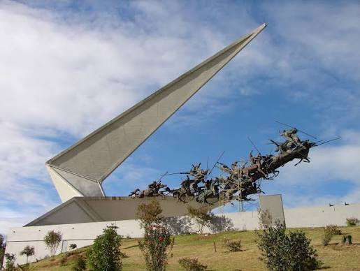 REHENES DEL MILITARISMO