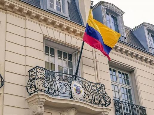 LA ANTENA DIPLOMÁTICA, ALTERNATIVA DE REPRESENTACIÓN INTERNACIONAL EN TIEMPOS DE AUSTERIDAD*