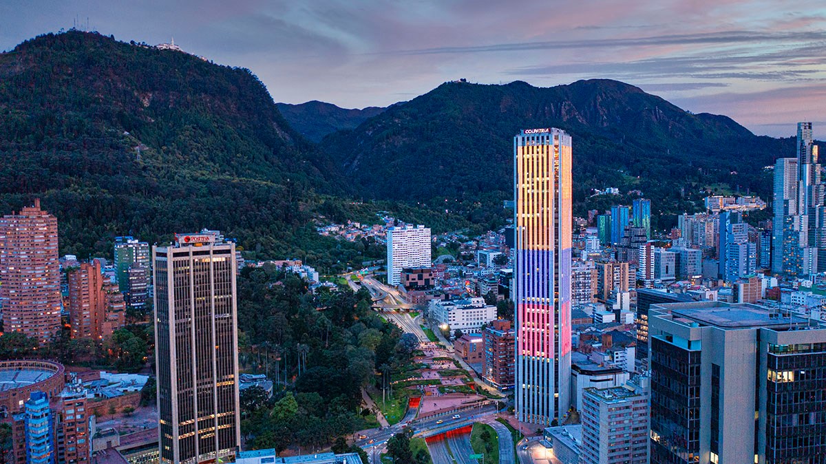 La cultura mueve a Bogotá, y con ella también evolucionan los desafíos de la movilidad.