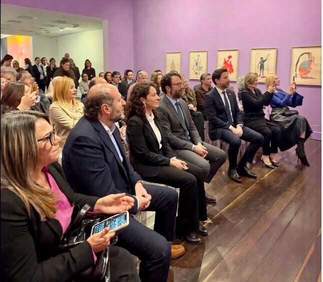 La colección Pérez, la ciudad y el espejo latinoamericano